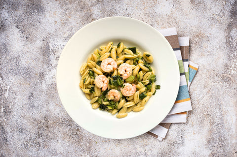 insalata di gnocchetti sardi con zucchine e gamberetti