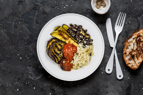 piatto pronto fit con verdure, riso e fagioli