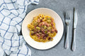 tagliatelle rustiche fatte a mano con fave, pancetta e prosciutto