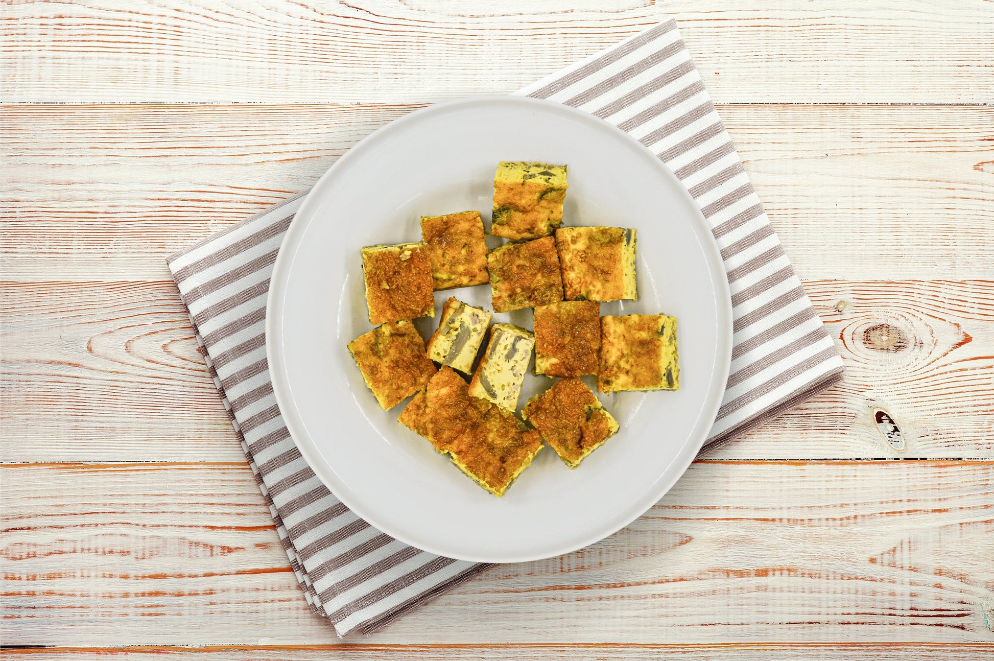 FRITTATINAMINICUBETTATAFUNGHISALSICCIA-1.jpg